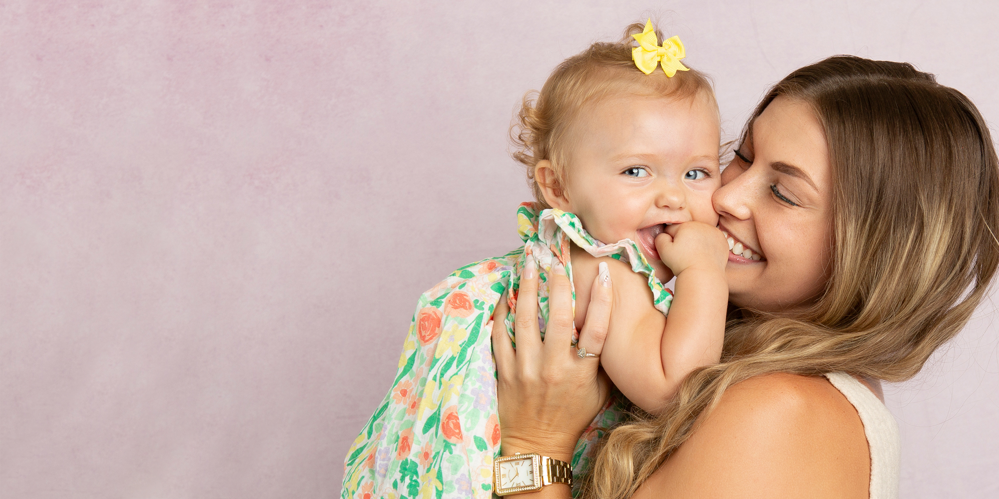 Mom Krystan holding baby Alyvia
