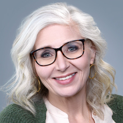 Lisa Eggert headshot