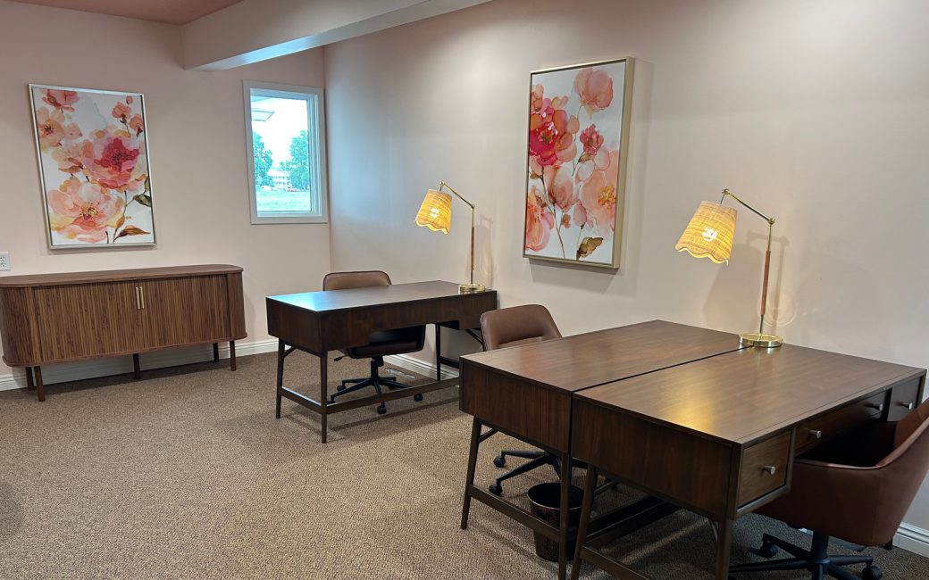 office with desks and lamps